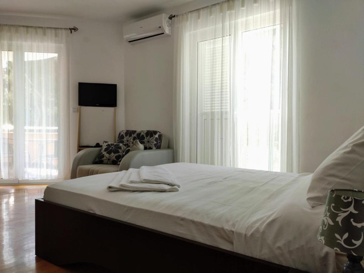 Apartments - Villa Oliva Premantura Bagian luar foto
