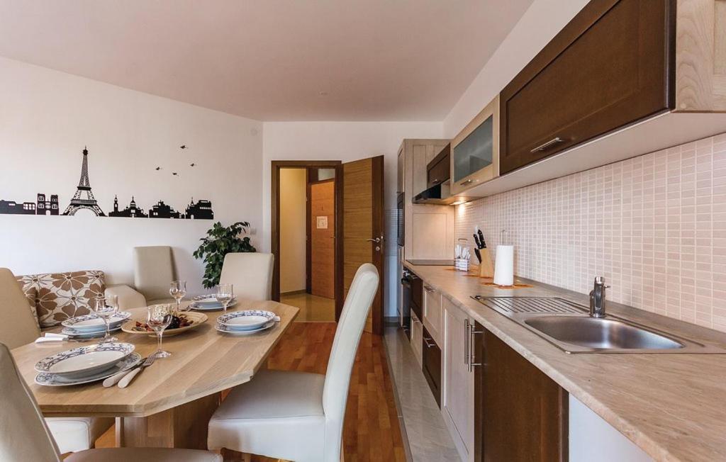 Apartments - Villa Oliva Premantura Bagian luar foto